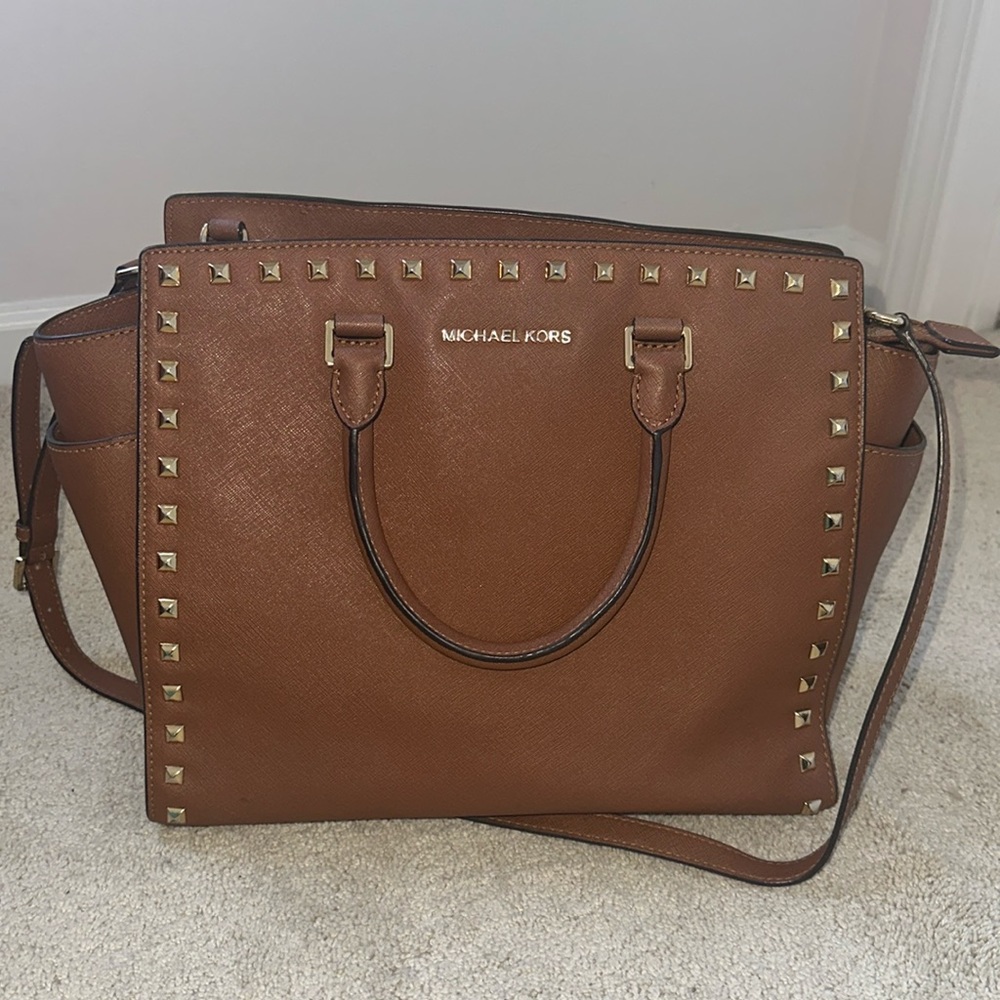 Micheal Kors bag, great condition.